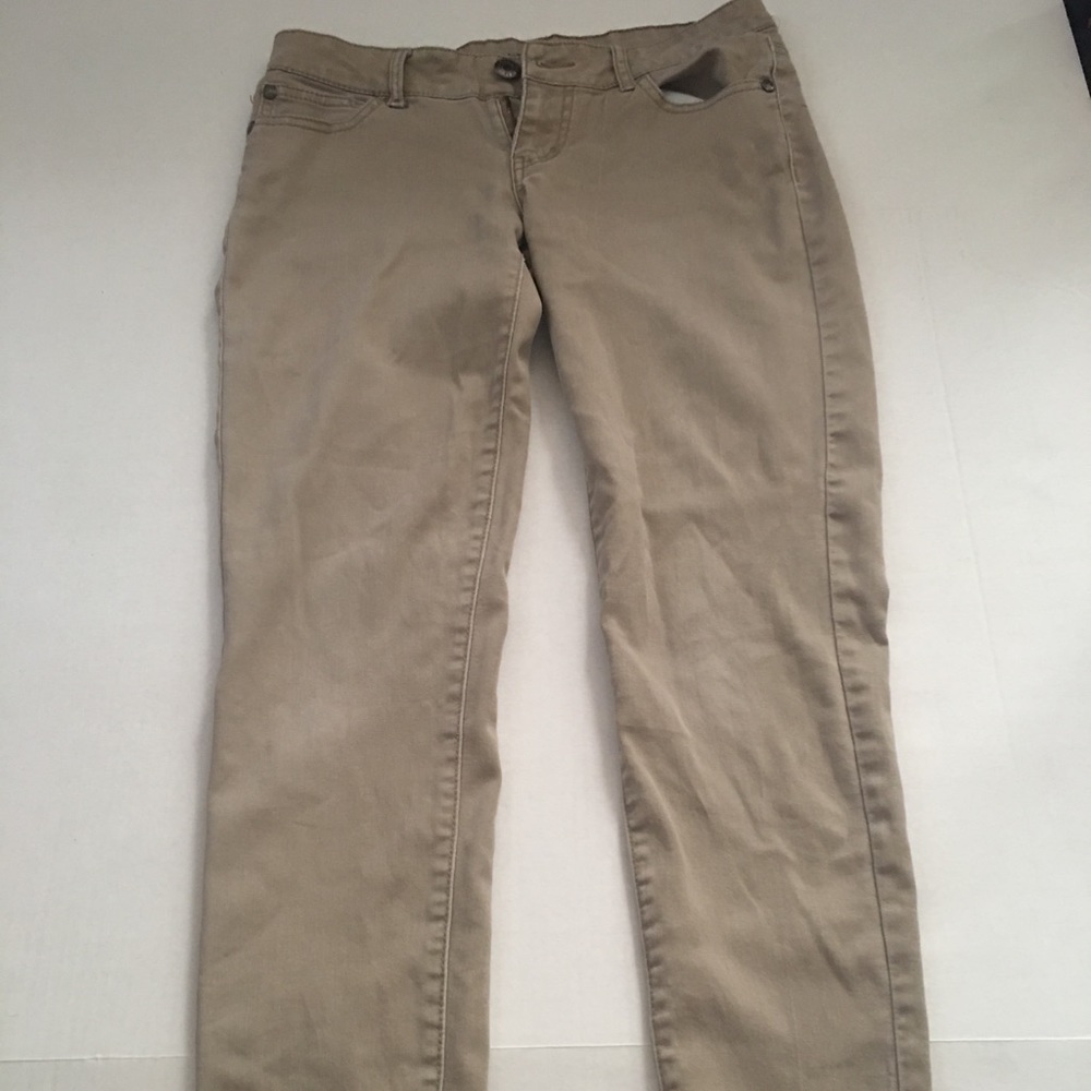 Khaki skinny leg jean